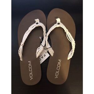 NWT Volcom Tipsy Braided Strap Sandals